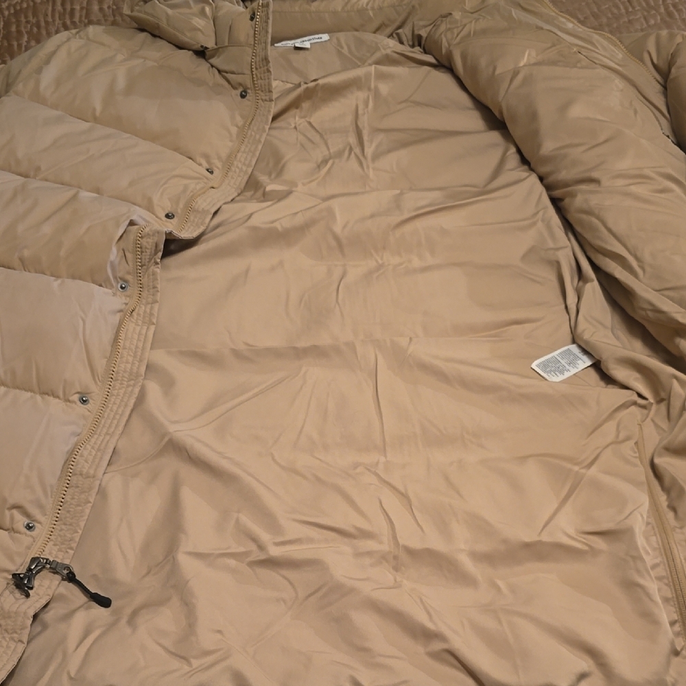 Amazon Essentials Beige Puffer Jacket - image 8
